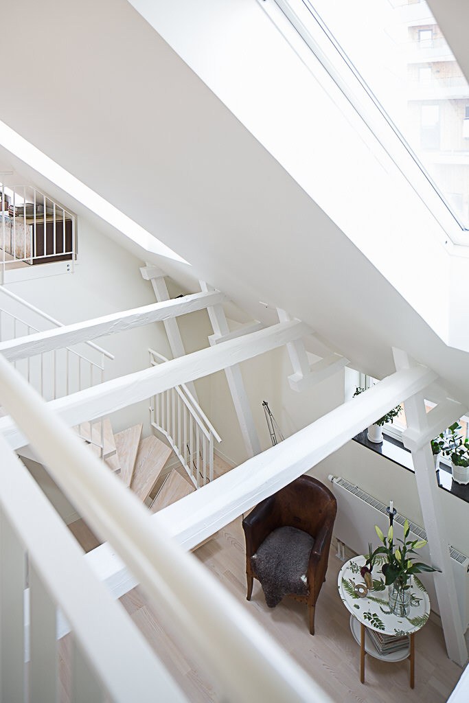 AL00