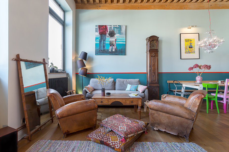 Un canut Mix &amp; match - pièce de vie de 50 m2 avec mezzanine et grande hauteur sous plafond à la française