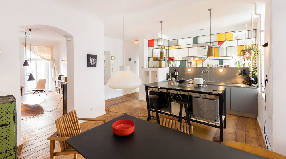 LA1