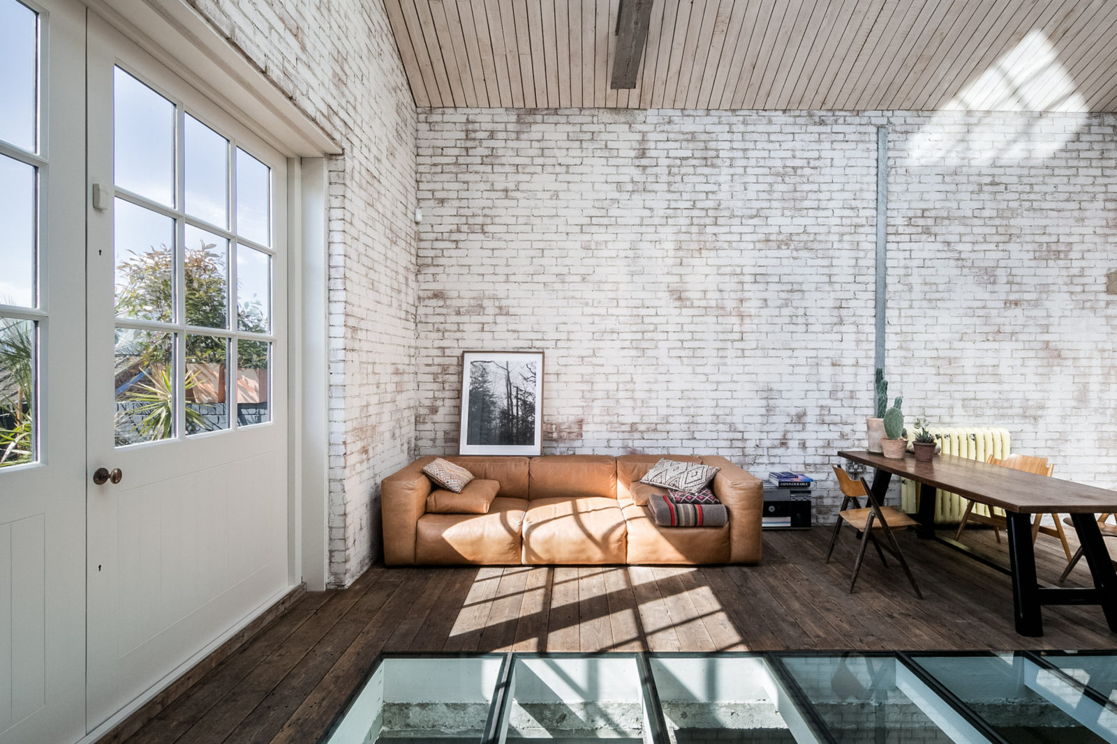 LO3