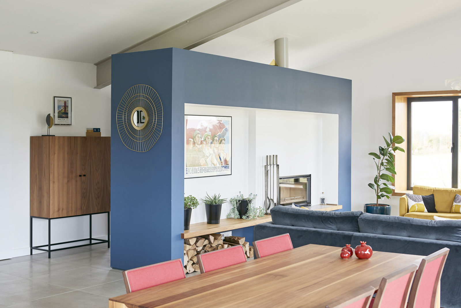 BU4