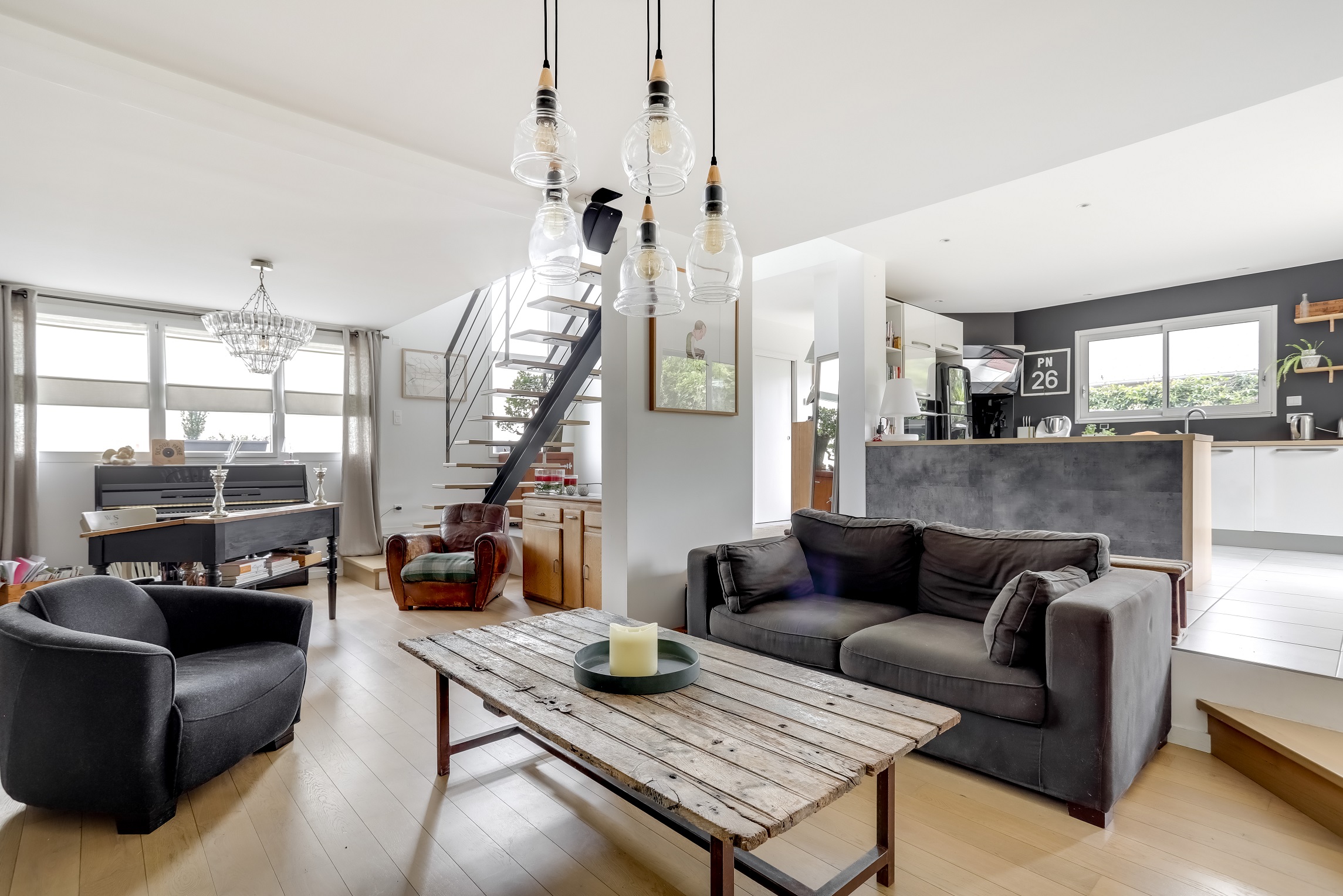 PE1
