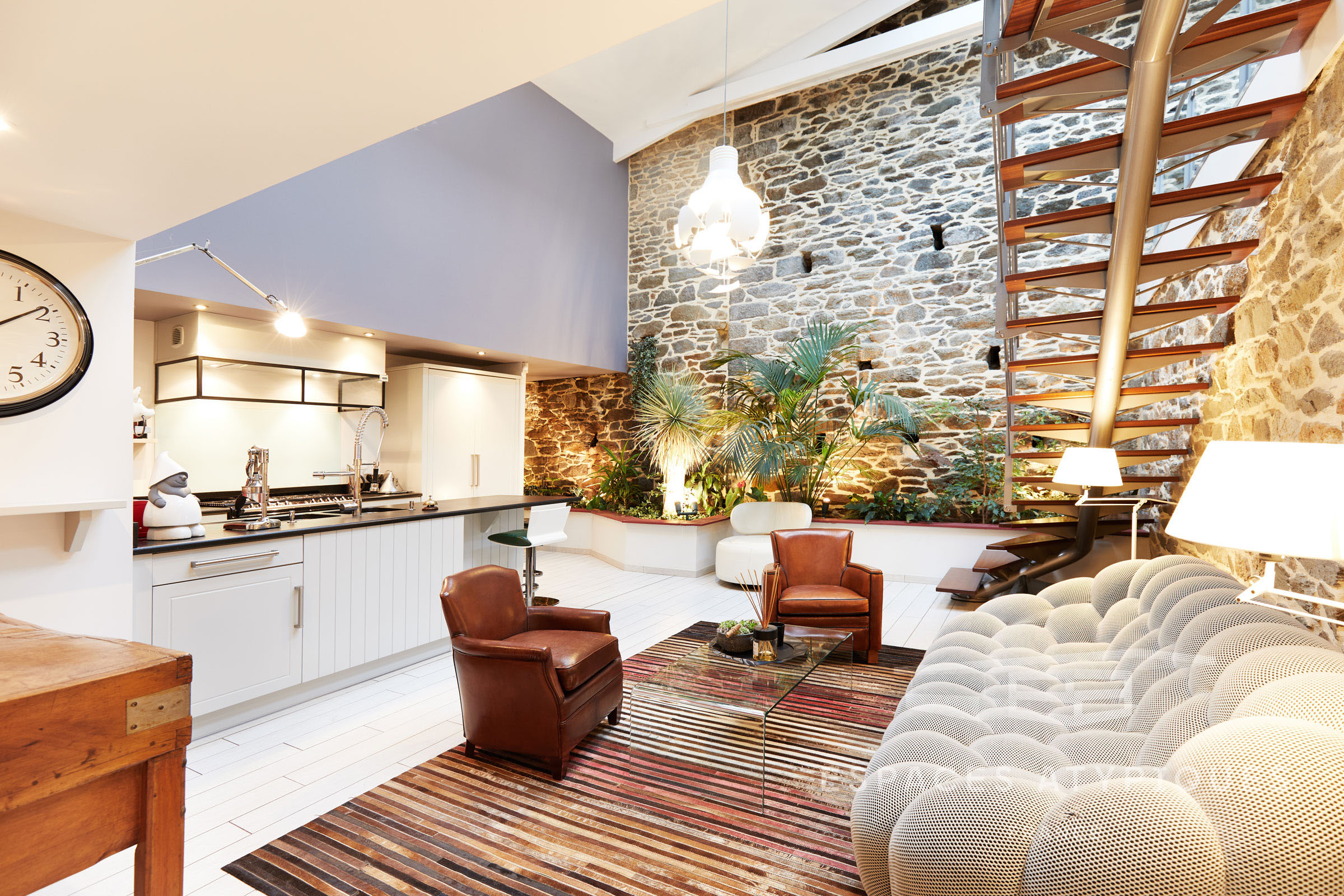 Espaces Atypiques - Agence immobilière Finistère, Brest et Qui