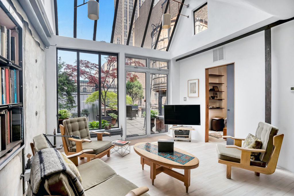 Photos of 20 East 74th St Apt 2G for broker Diane Sender of Meier Real Estate