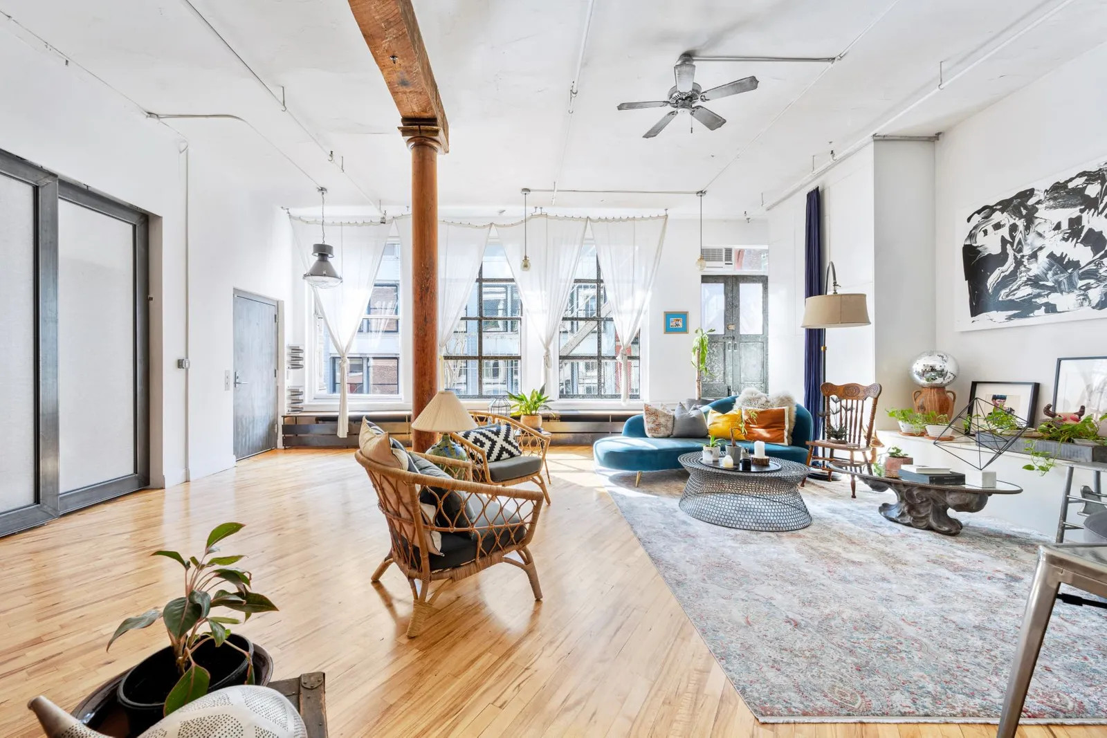 LO3