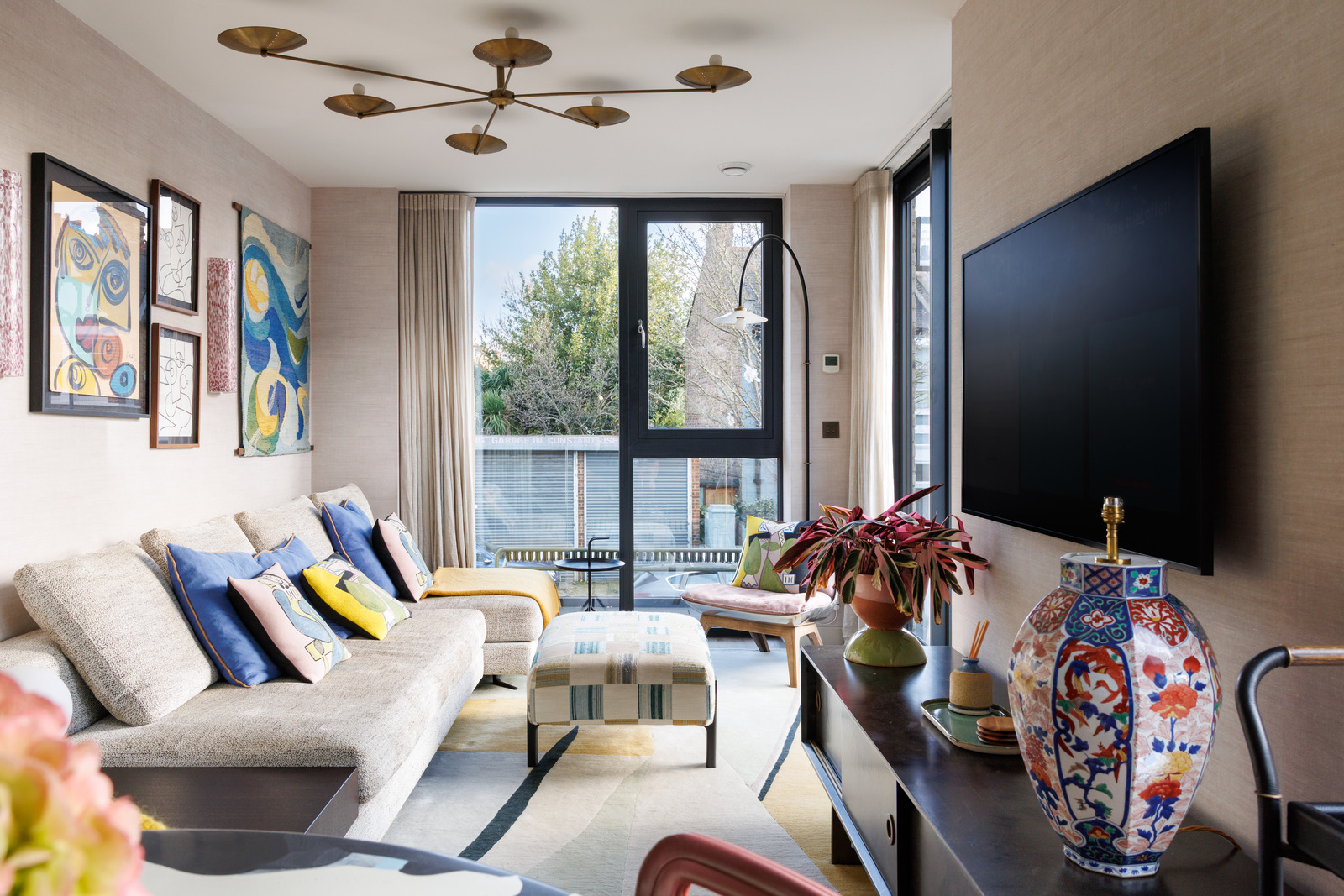 London, England, UK, 17 November 2025 - Larden Hall Apartments Essex Park Mews, Acton