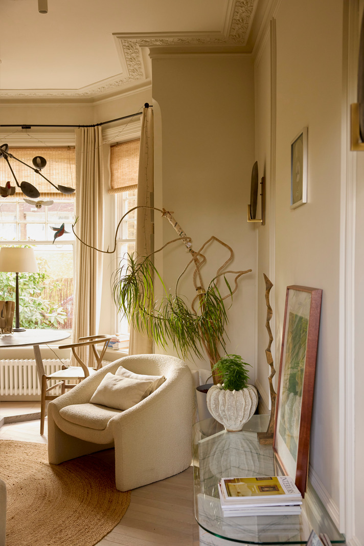 Kristy Noble is a London-based interiors and still life photographer.